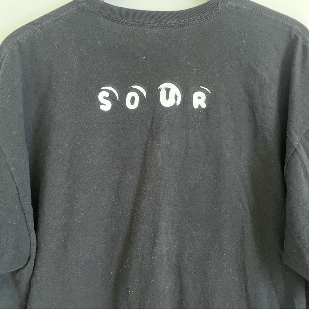Olivia Rodrigo Concert Tee Shirt Sour Tour Merch Black with Photo Graphic XL - Picture 6 of 6